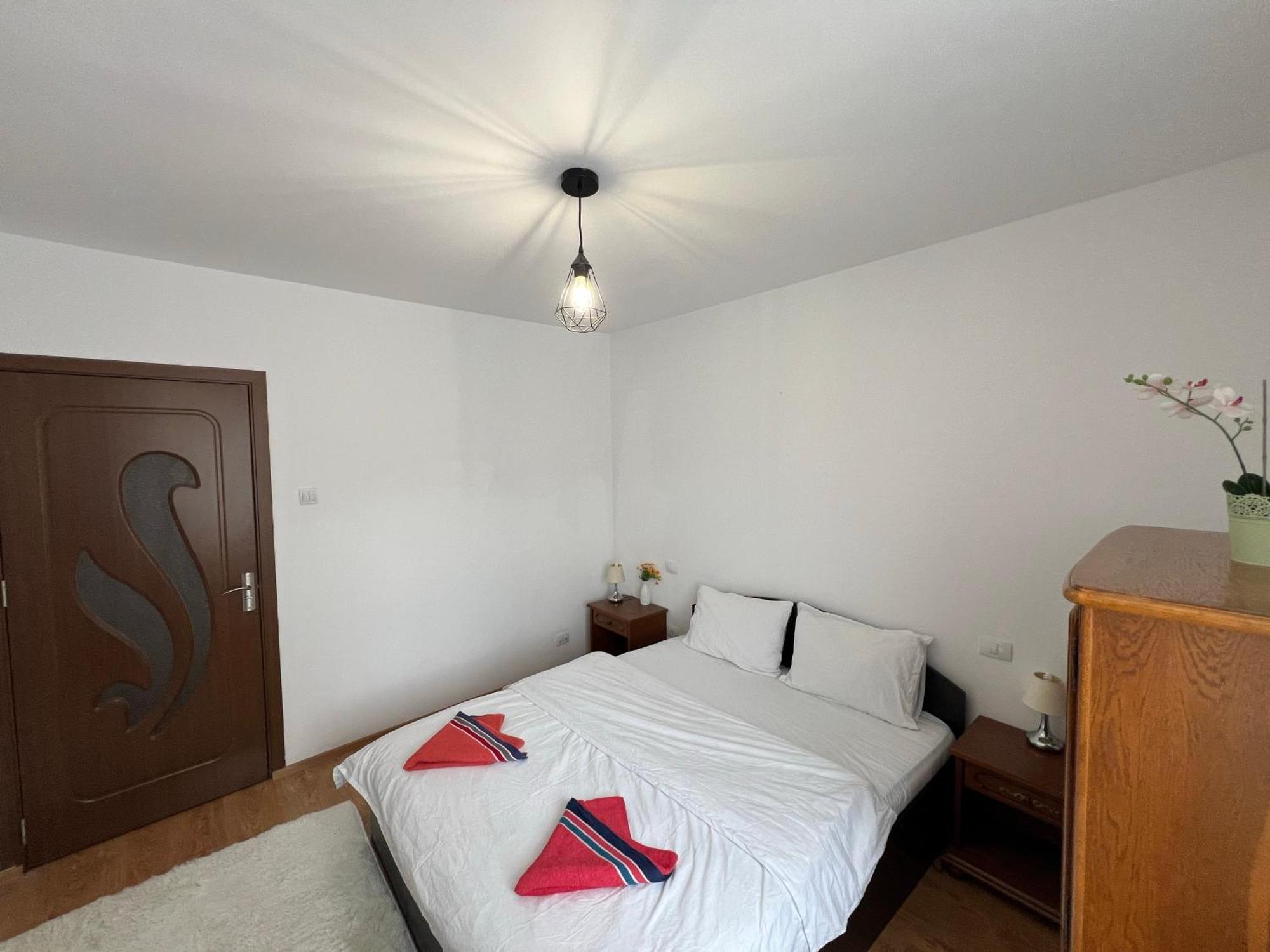 2 Rooms Apartment City Center Iasi Exteriör bild